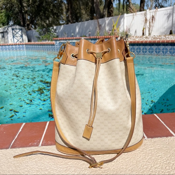 Gucci Handbags - Gucci 90s Neutrals Monogram Bucket Bag
